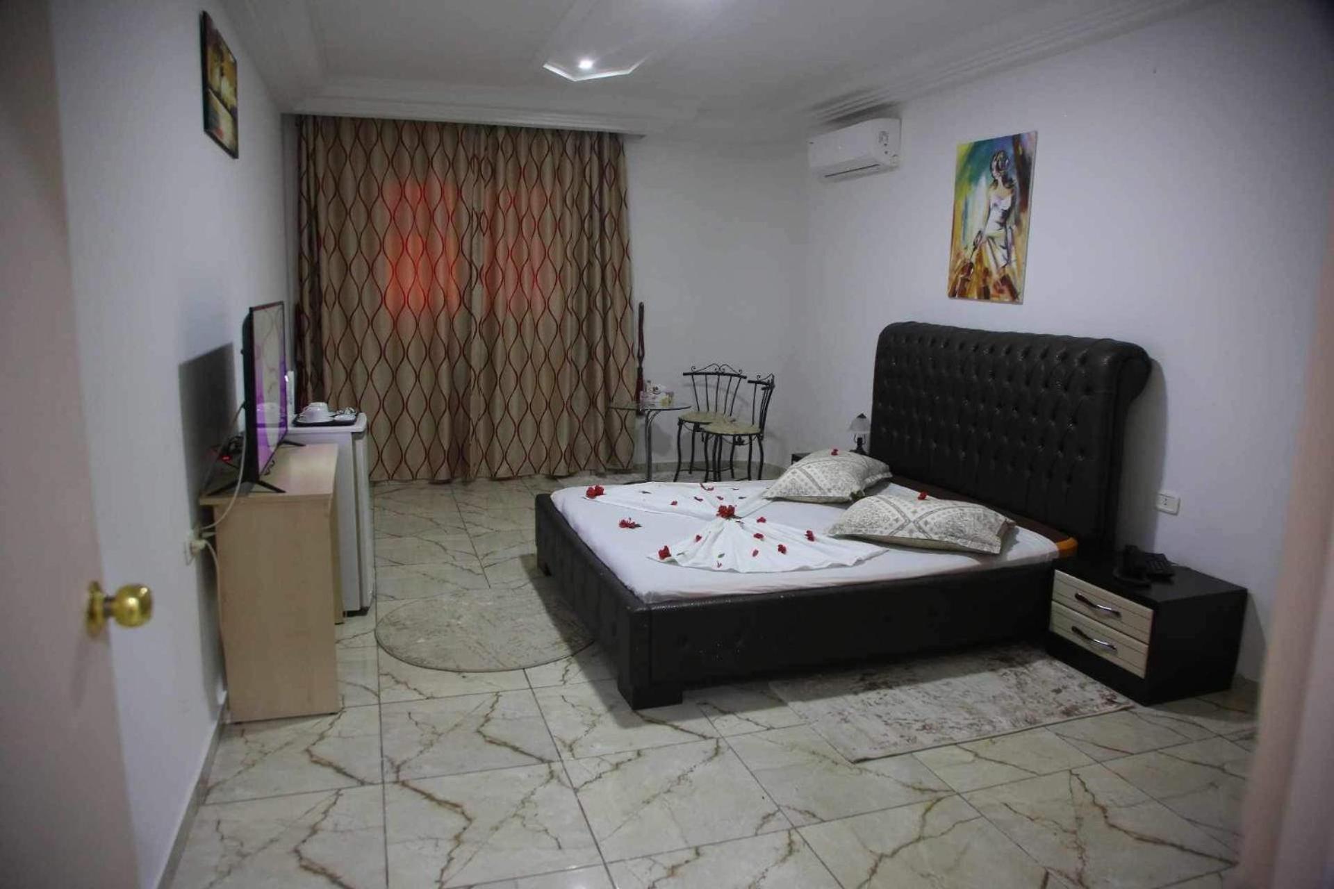 Amine * Sfax